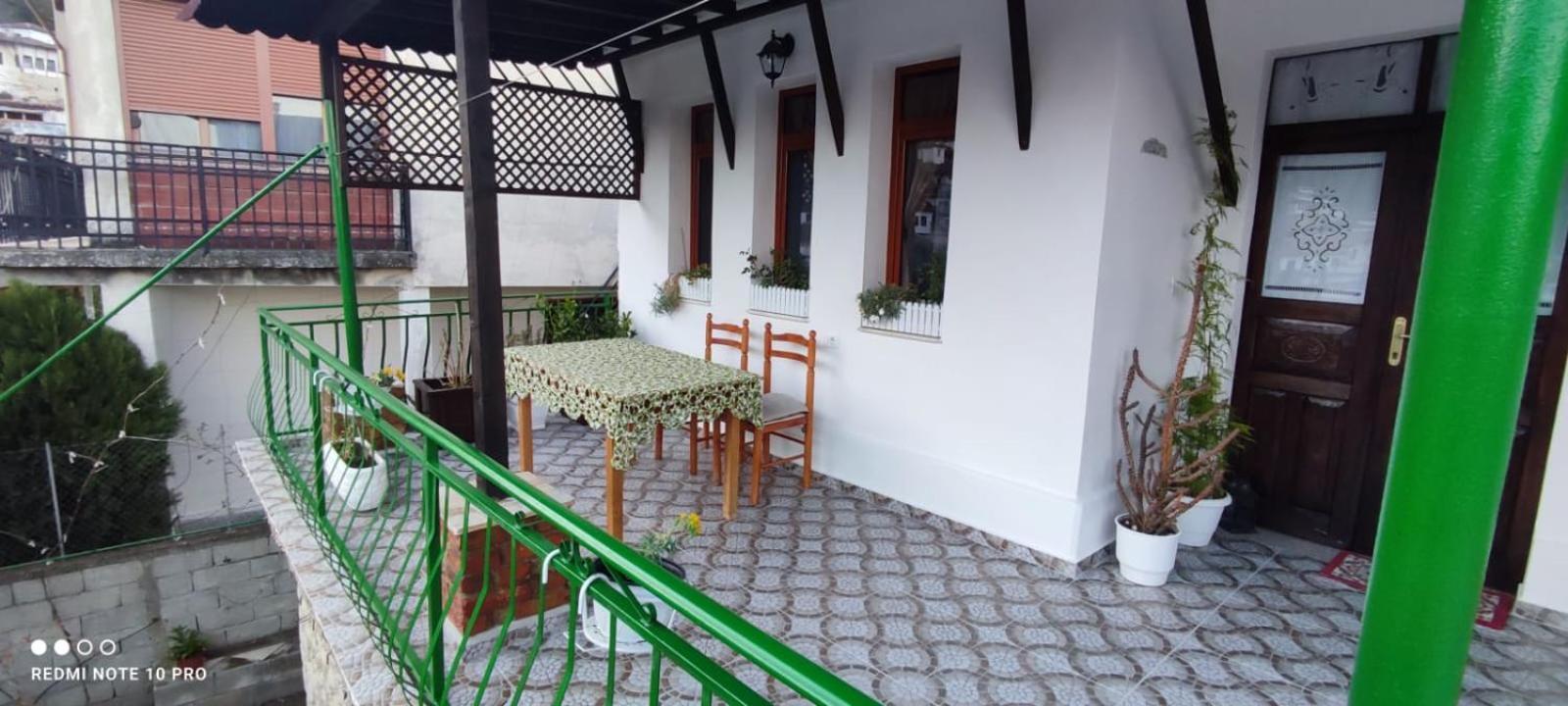 Guest House Baba Lluka Berat Exterior photo