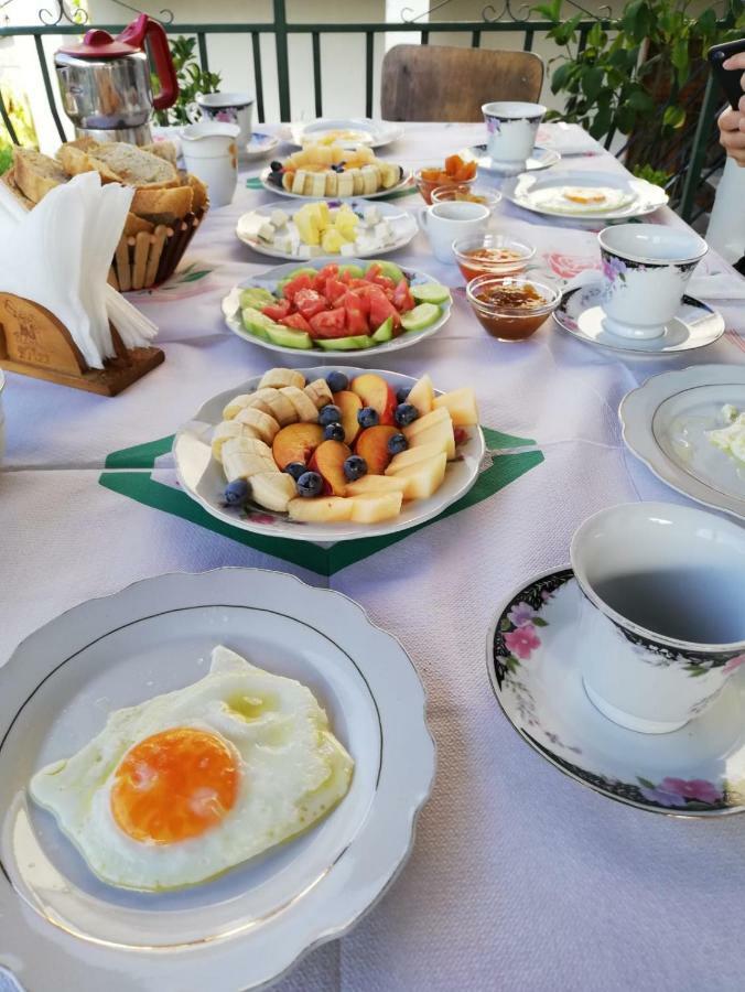 Guest House Baba Lluka Berat Exterior photo